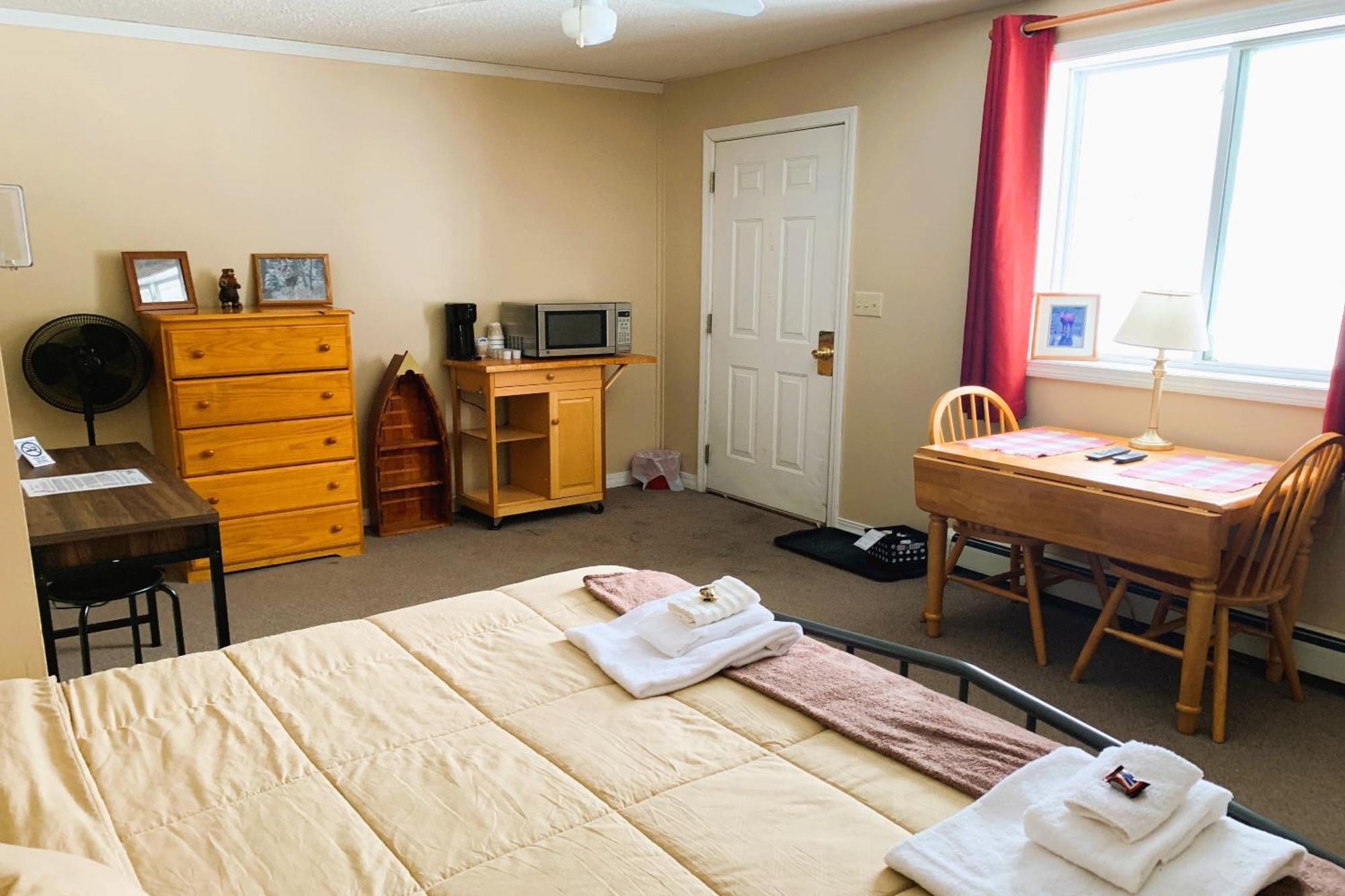 Love Hotels St John River By Oyo At Fort Kent Me Saint John Plantation Екстер'єр фото